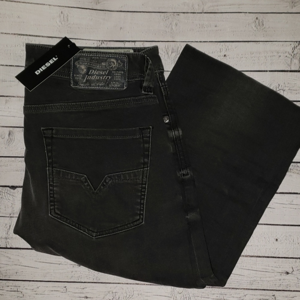 🔥Diesel Larkee Regular Straight Fit Jeans - Picture 5 of 5